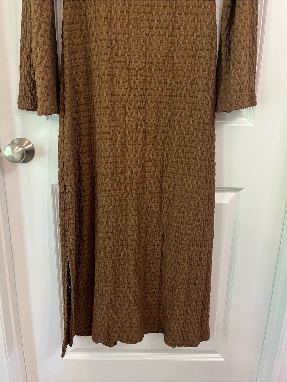 Dress Forum Brown Textured Maxi with Bell Sleeves Semi-Sheer V Neck Sz MED NWT - Picture 9 of 10
